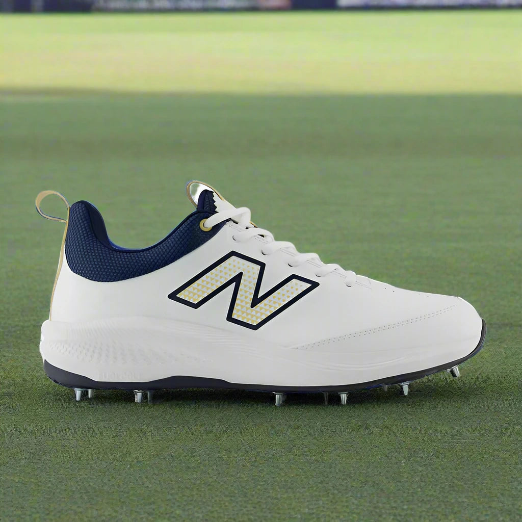 New Balance CK4030v5 4E Width Cricket Shoes