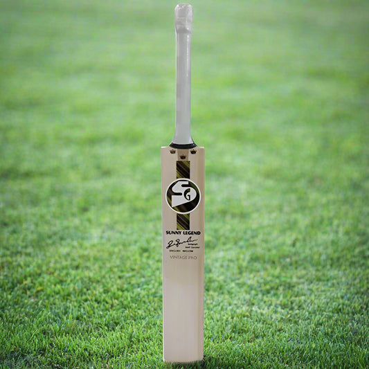 SG SUNNY LEGEND VINTAGE PRO Senior Cricket Bat 2425