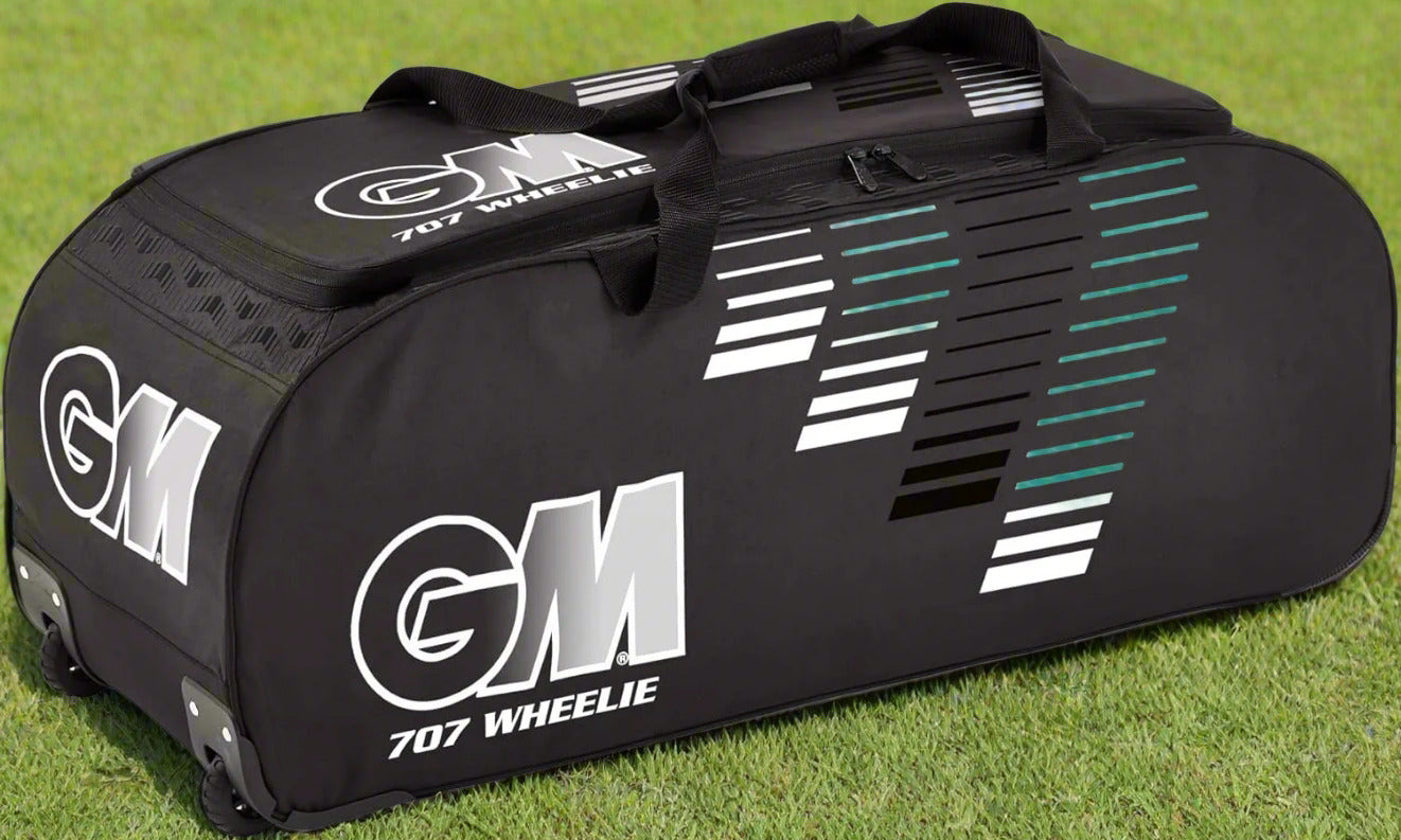 Gunn & Moore 707 Wheelie Bag Black/White