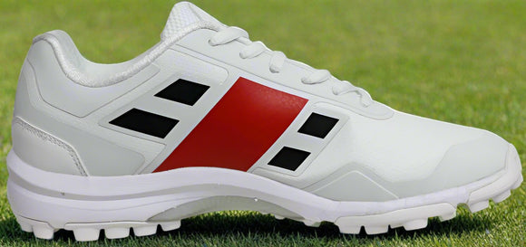 Gray Nicolls Velocity 3.0 Rubber cricket shoes