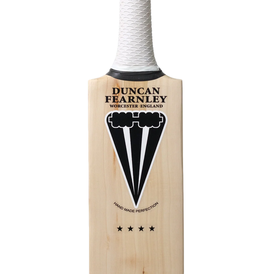 Duncan Fearnley DF 4 Star Cricket Bat