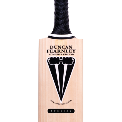 Duncan Fearnley Heritage SPECIAL Senior Cricket Bat