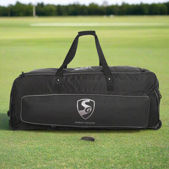 Deluxe cricket kit bags on special