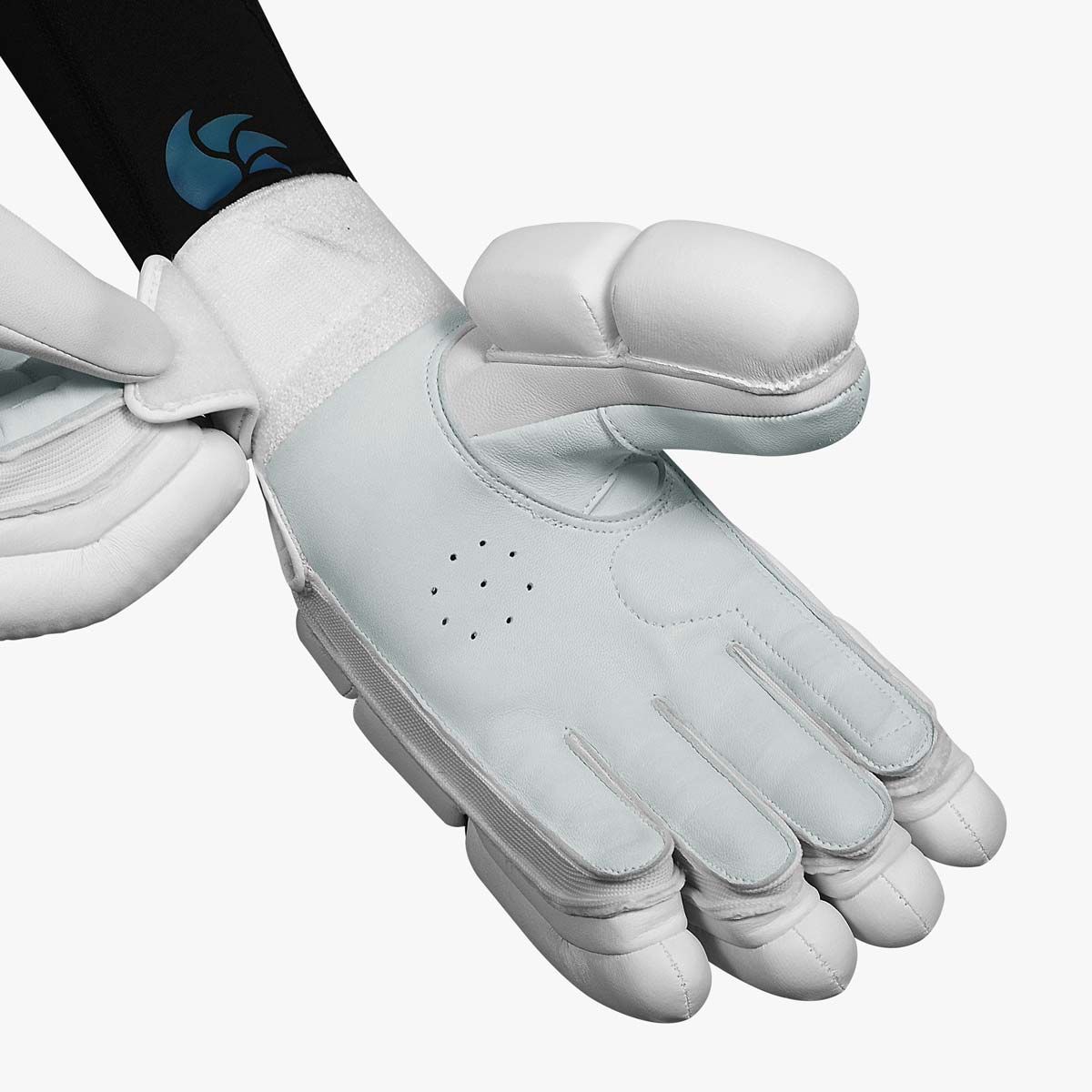 DSC Krunch Bull 31 Batting Gloves